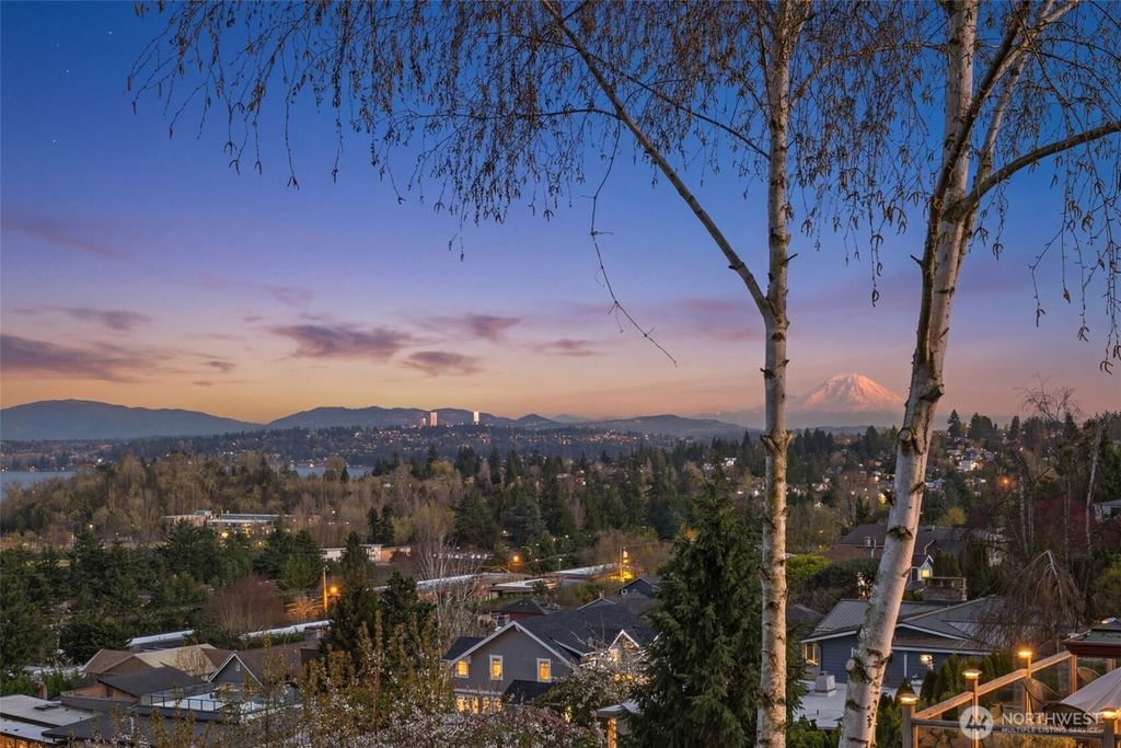 Photo of 7508 56th Avenue NE, Seattle, WA 98115 (MLS # 2531895)