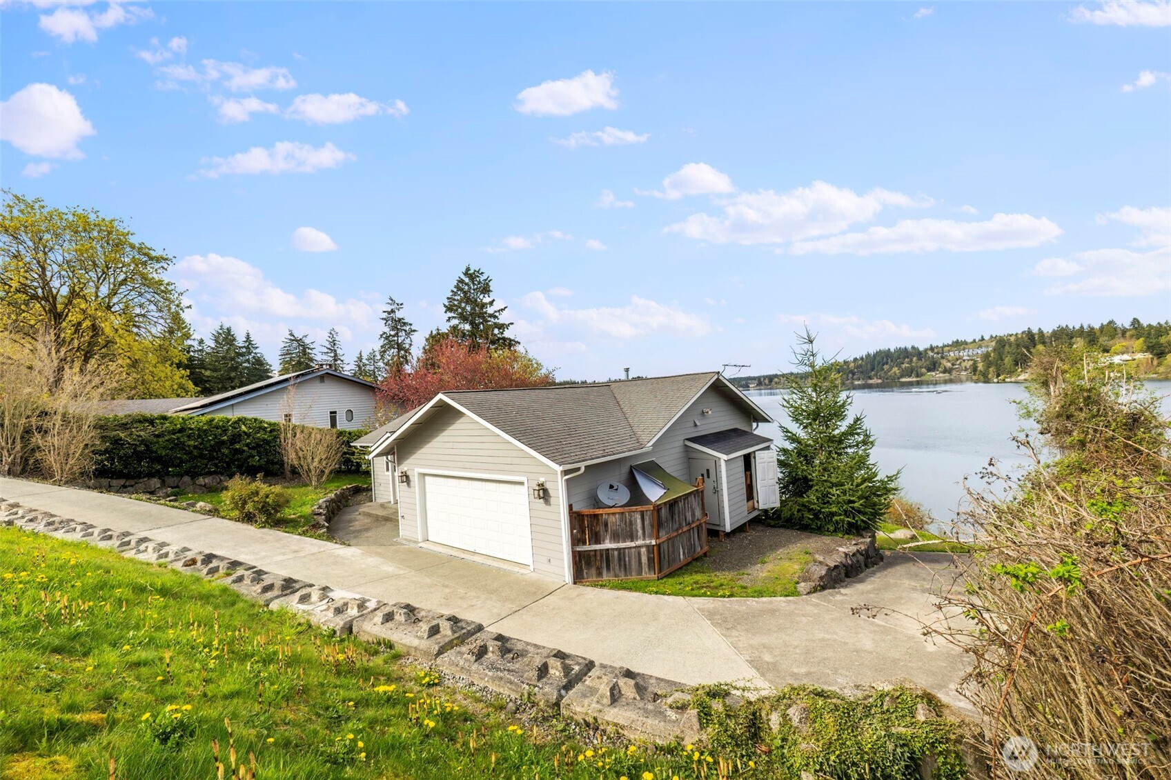 3690 NW Phinney Bay Drive