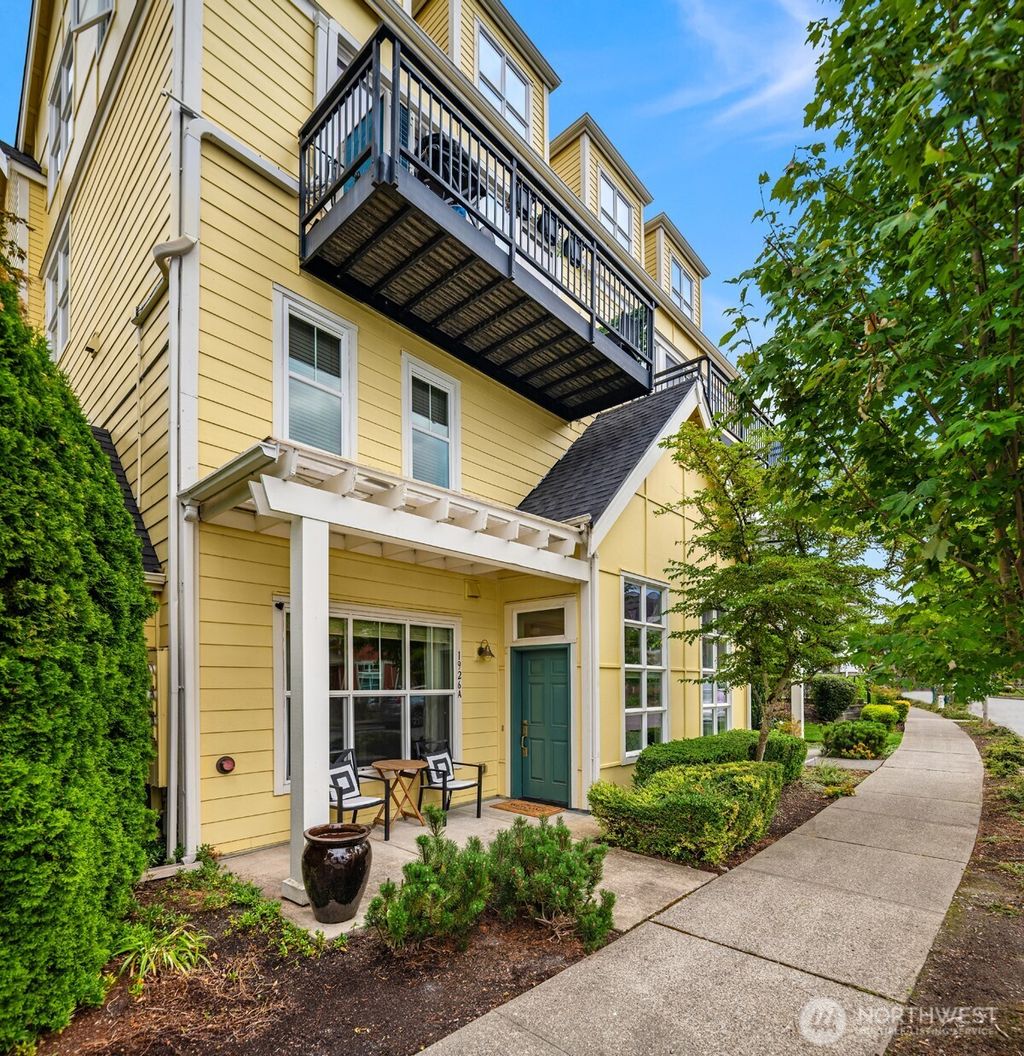 Photo of 1926 18th Avenue NE #21A, Issaquah, WA 98029 (MLS # 2419502)