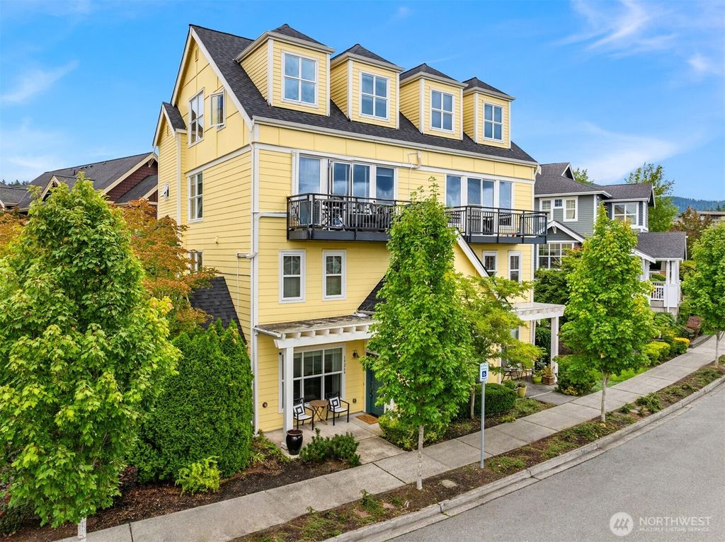 Photo of 1926 18th Avenue NE #21A, Issaquah, WA 98029 (MLS # 2419502)