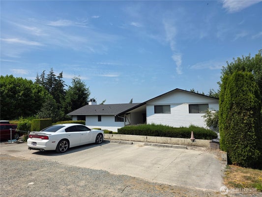 184 BELVEDERE ST APT 1, CAMANO ISLAND, WA 98282 - Image ebbcfc6e8ef5d8f44ec3595a00014d6f/3308172310