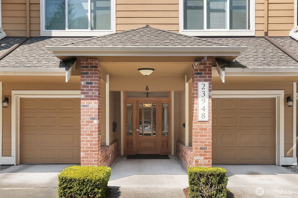 Photo of 23948 NE 115th Lane #102, Redmond, WA 98053 (MLS # 2363727)