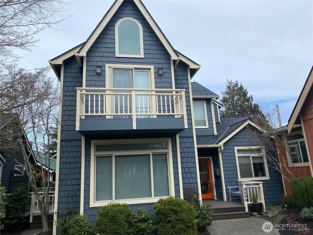 Photo of 2544 6th Avenue W, Seattle, WA 98119 (MLS # 2378553)