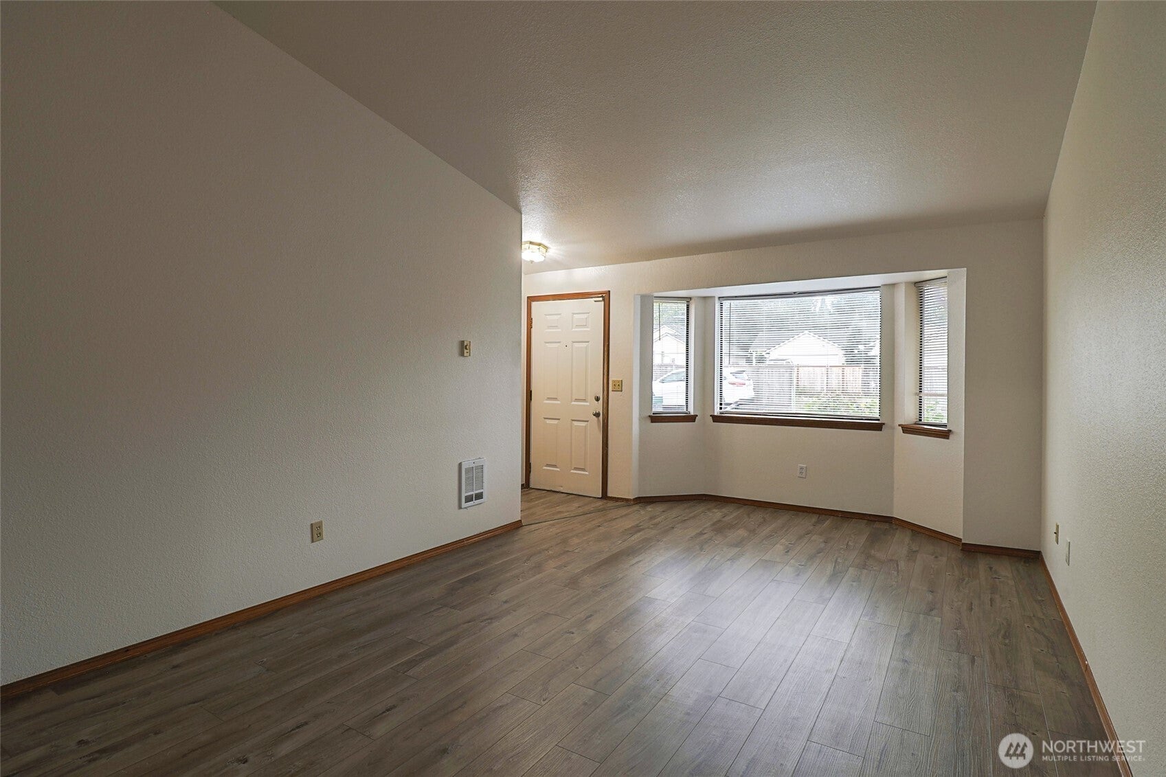 1902 74th Street Ct E