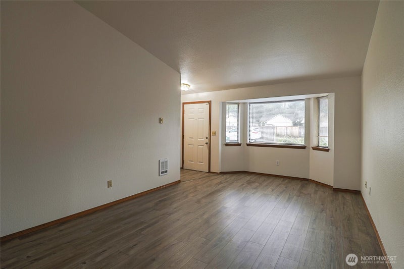 1902 74th Street Ct E