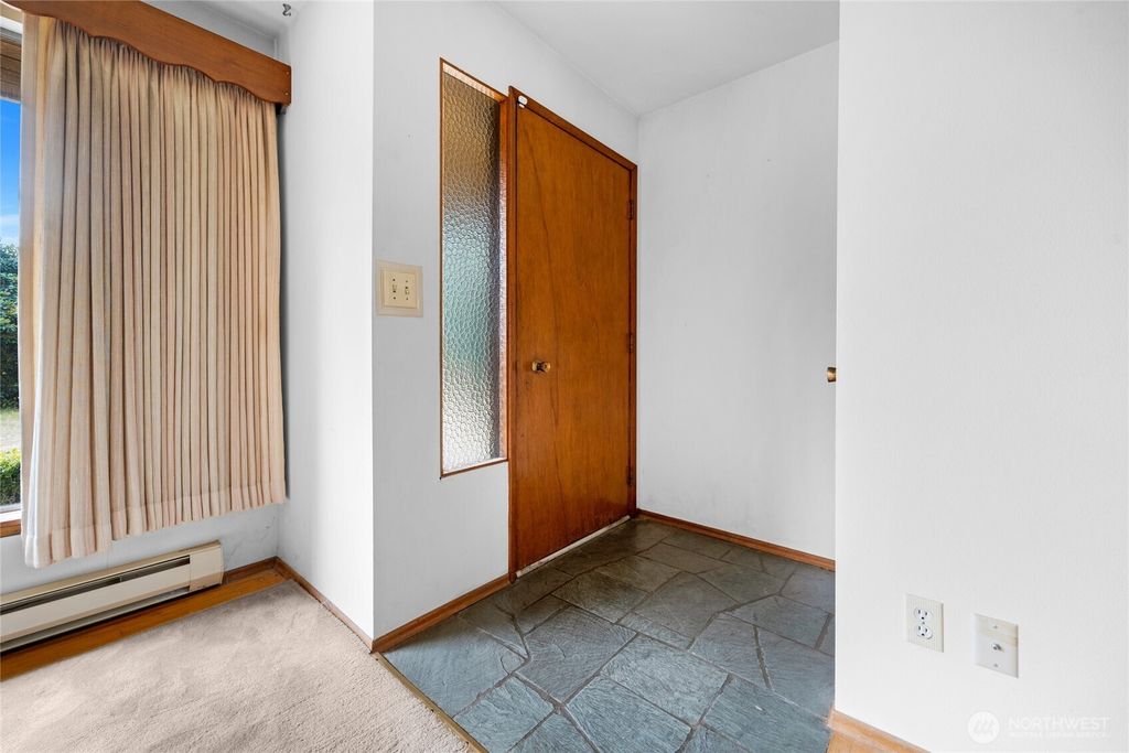 Photo of 22221 45th Avenue SE, Bothell, WA 98021 (MLS # 2452355)