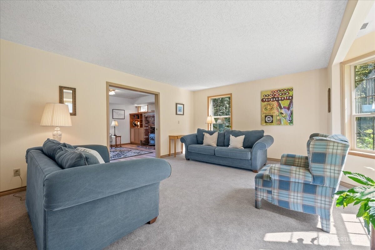 32501 NW Eagle Crest Drive