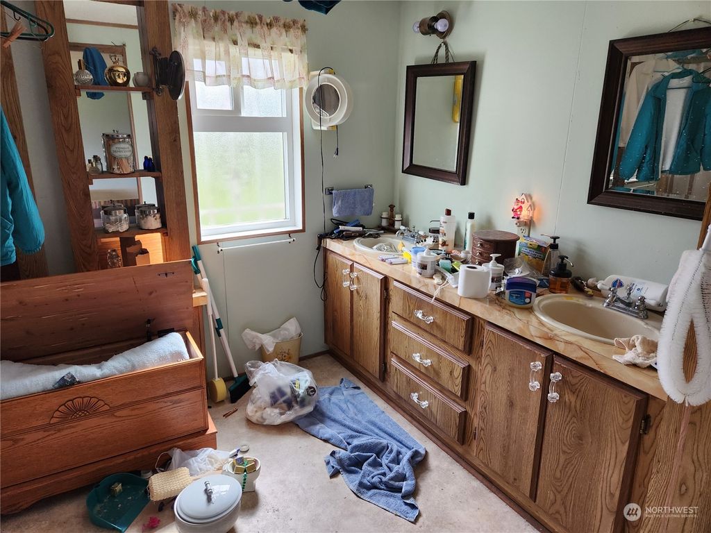 listing image 9365089703608905173