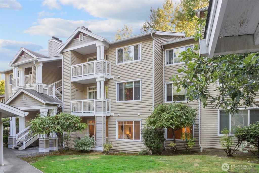 Photo of 15300 112th Avenue NE #A102, Bothell, WA 98011 (MLS # 2427275)