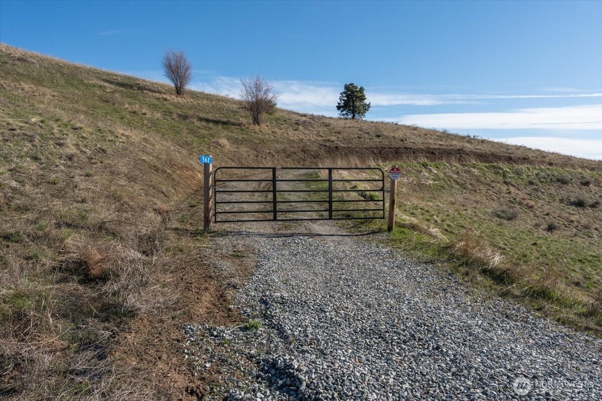 562 Chelan Ranch Road