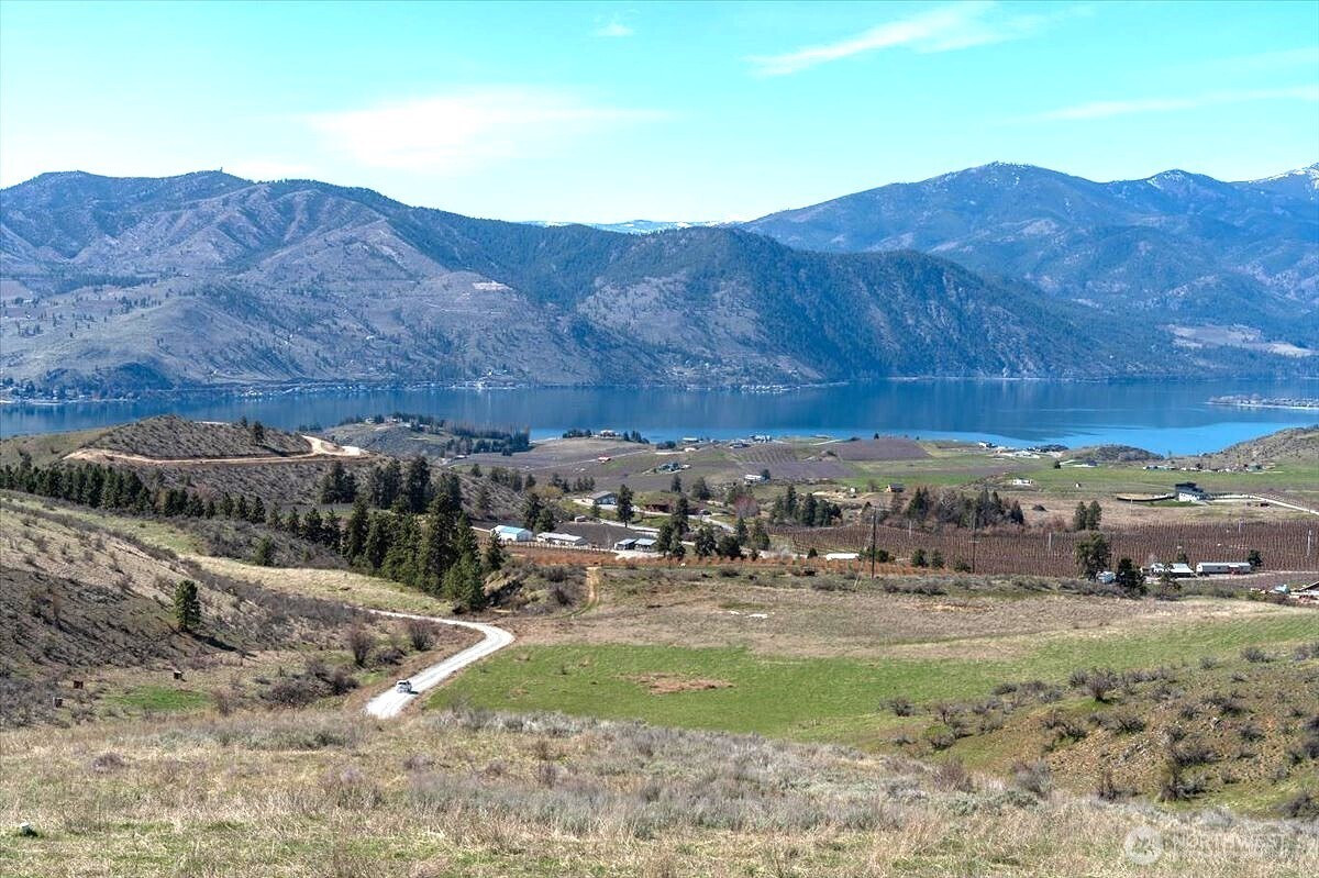 562 Chelan Ranch Road