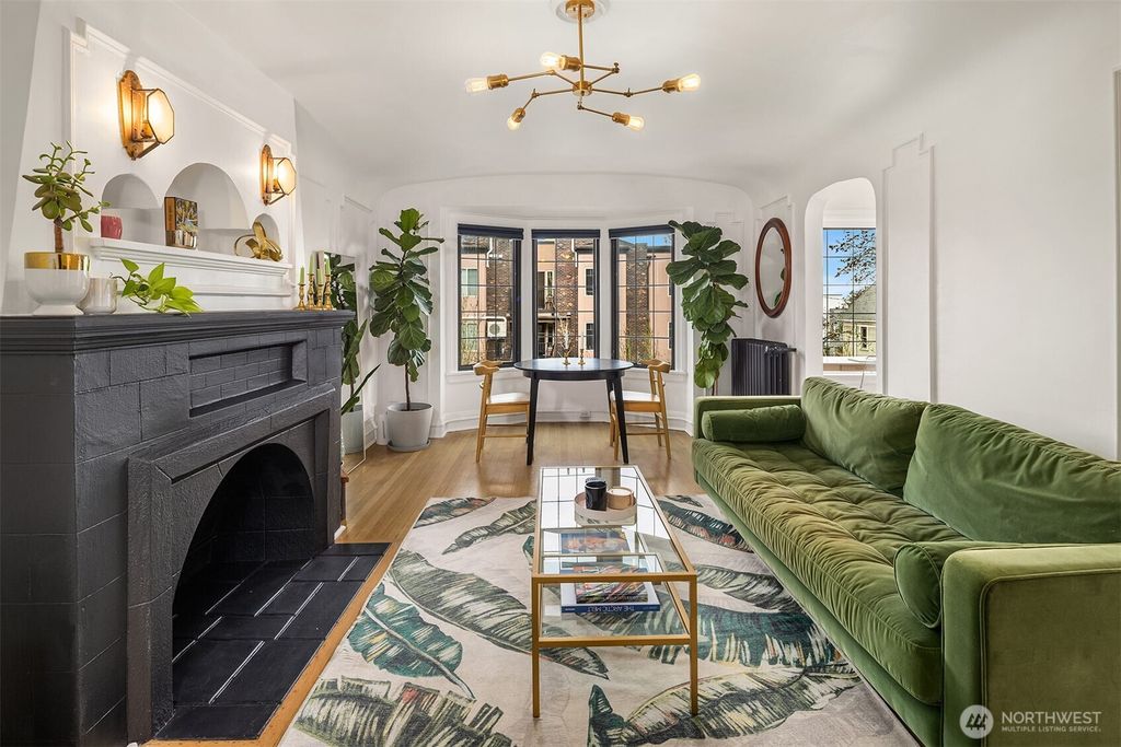 Photo of 1101 17th Avenue #303, Seattle, WA 98122 (MLS # 2494128)