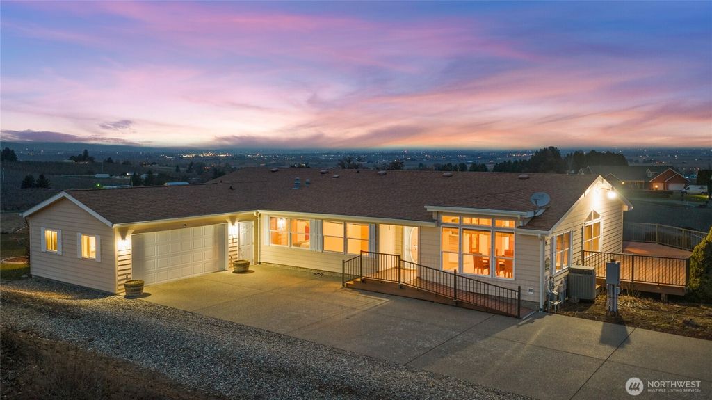 Photo of 554 Dodge Road, Ellensburg, WA 98926 (MLS # 2476907)