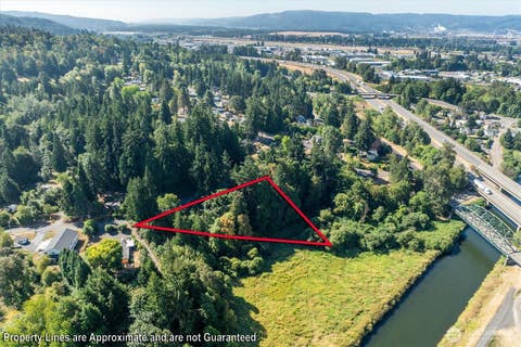 Photo of 5 Valley View Drive, Kelso, WA 98626 (MLS # 2570644)