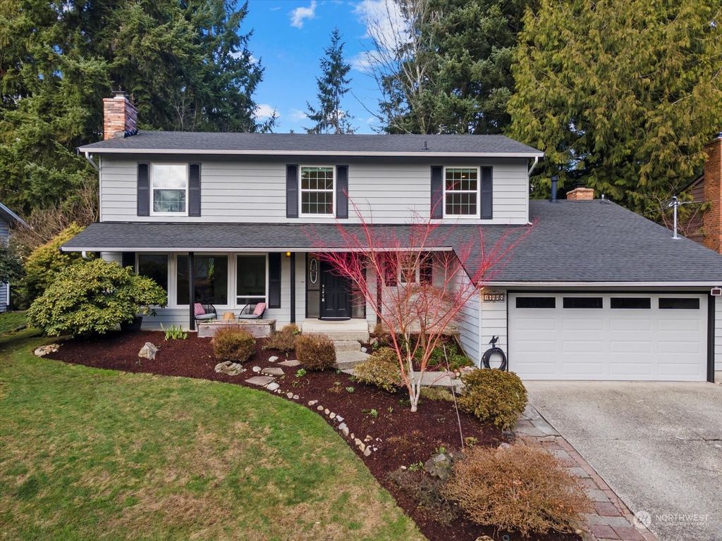 Photo of 16448 SE 17th Street, Bellevue, WA 98008 (MLS # 2199624)