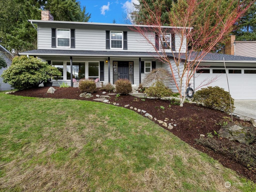 Photo of 16448 SE 17th Street, Bellevue, WA 98008 (MLS # 2199624)