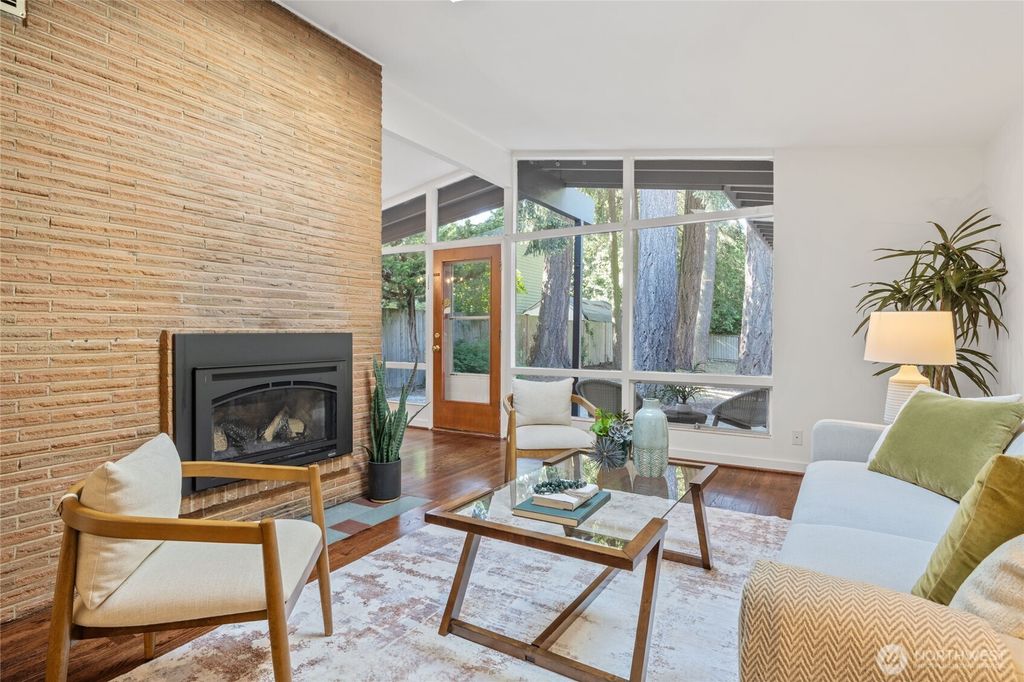Photo of 2342 N 120th Street, Seattle, WA 98133 (MLS # 2381907)