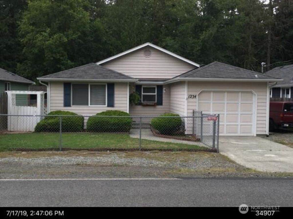 Photo of 1234 49th Street, Port Townsend, WA 98368 (MLS # 2493361)