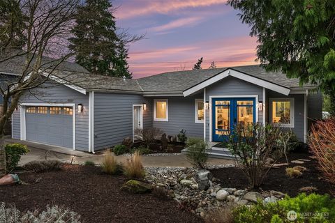 Photo of 11007 126th Avenue NE, Kirkland, WA 98033 (MLS # 2465922)