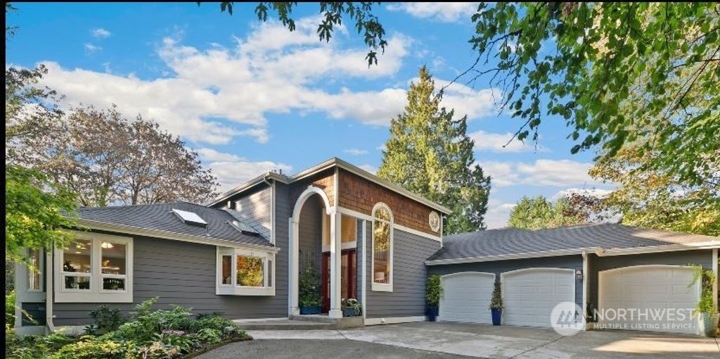 Photo of 1116 Alexander Avenue, Kirkland, WA 98033 (MLS # 2003730)
