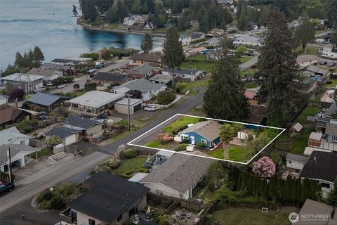 Photo of 10035 Windward Drive NW, Olympia, WA 98502 (MLS # 2515231)