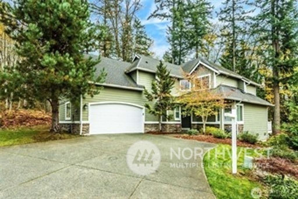 Photo of 17304 Parkside Way, Renton, WA 98058 (MLS # 2272925)