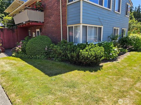 Photo of 901 N Forest Street #109, Bellingham, WA 98225 (MLS # 2398123)