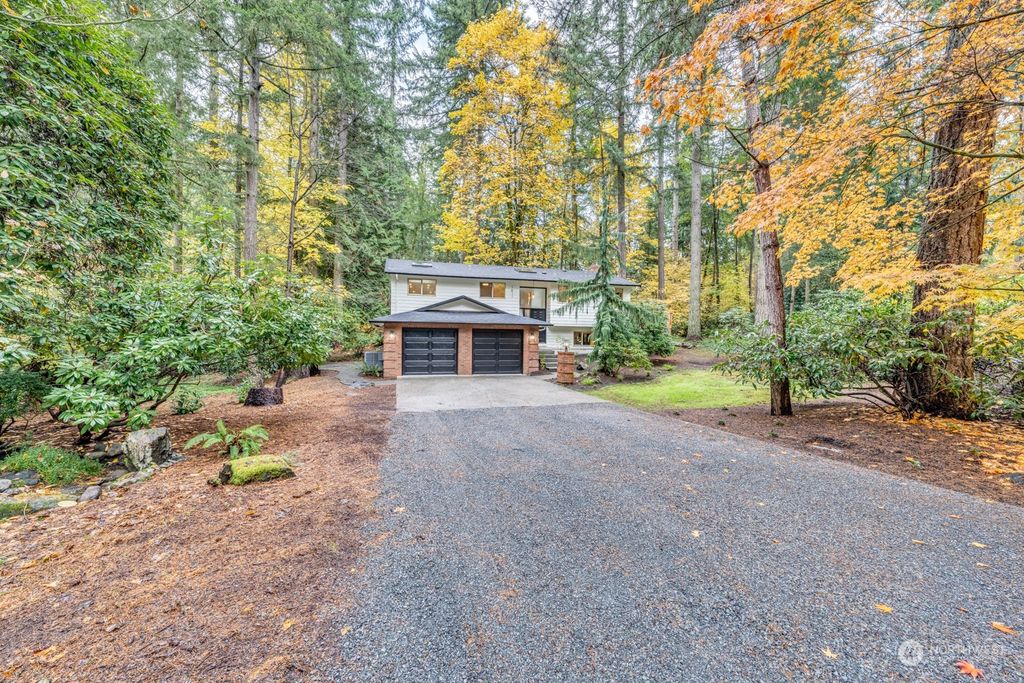 Photo of 1611 200th Place SW, Lynnwood, WA 98036 (MLS # 2177885)