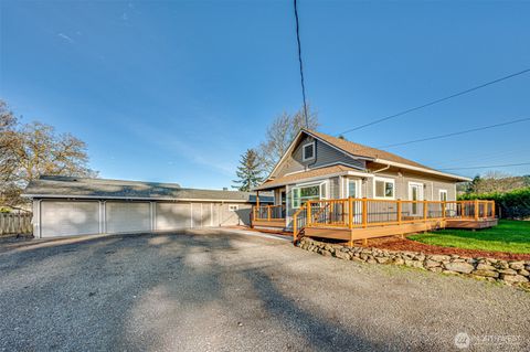 1107 Park Street Woodland WA 98674