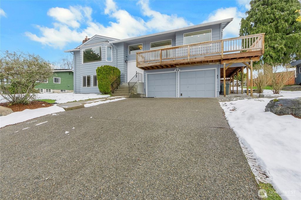 Photo of 1135 N Heatherwood W, Tacoma, WA 98406 (MLS # 2493071)