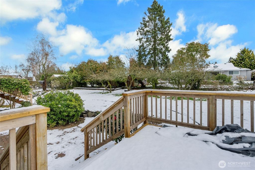 Photo of 1135 N Heatherwood W, Tacoma, WA 98406 (MLS # 2493071)