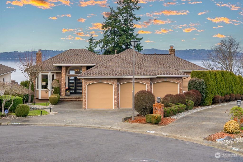 Photo of 30808 36th Court SW, Federal Way, WA 98023 (MLS # 2199404)