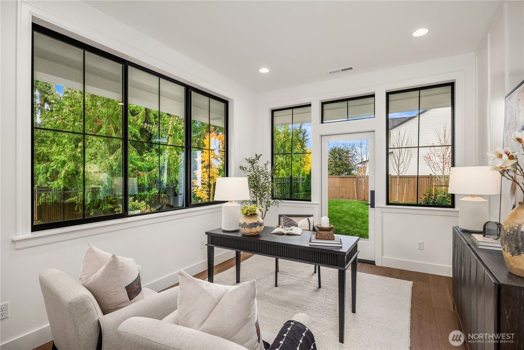 Photo of 13988 SE 5th Street, Bellevue, WA 98005 (MLS # 2488011)