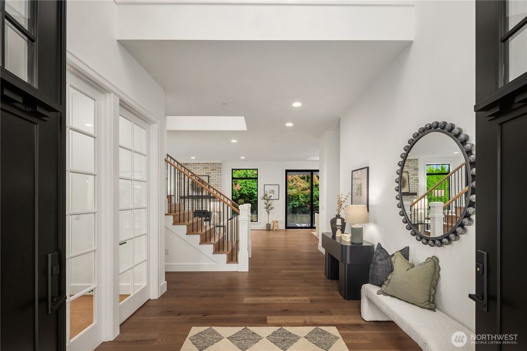 Photo of 13988 SE 5th Street, Bellevue, WA 98005 (MLS # 2488011)