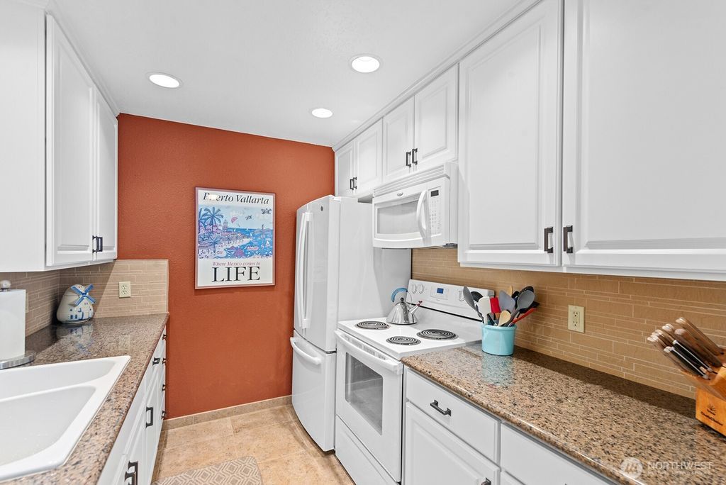 Photo of 5844 NE 75th St #A110, Seattle, WA 98115 (MLS # 2364294)