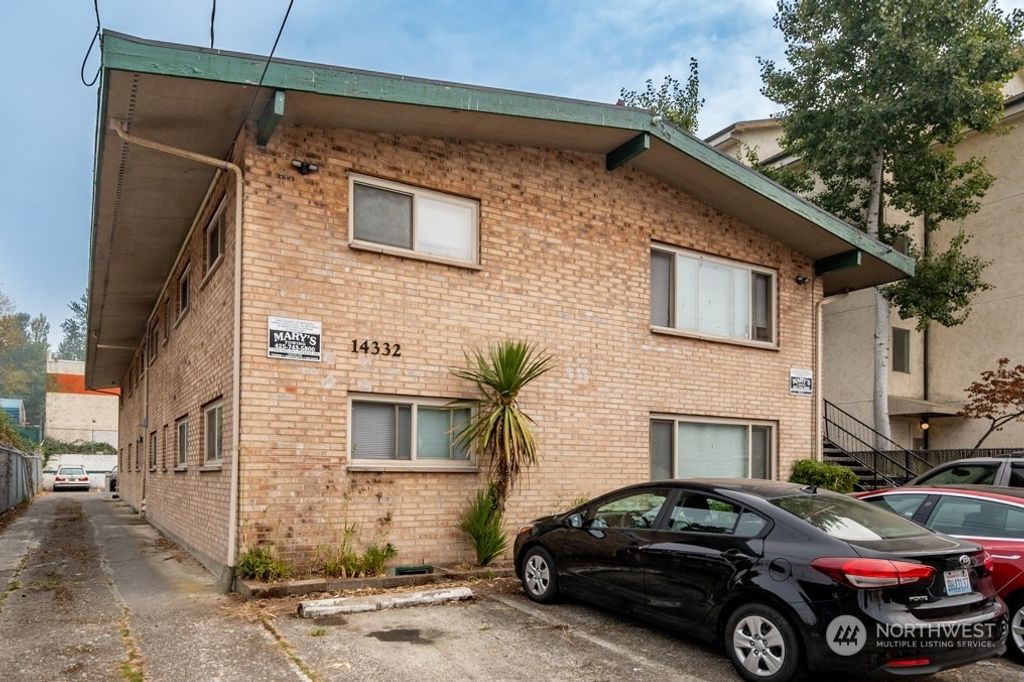 Photo of 14332 32nd Avenue NE #A-H, Seattle, WA 98125 (MLS # 2011546)