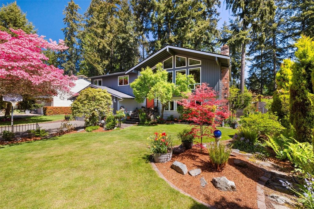 Photo of 16619 23rd Avenue SE, Bothell, WA 98012 (MLS # 2237963)