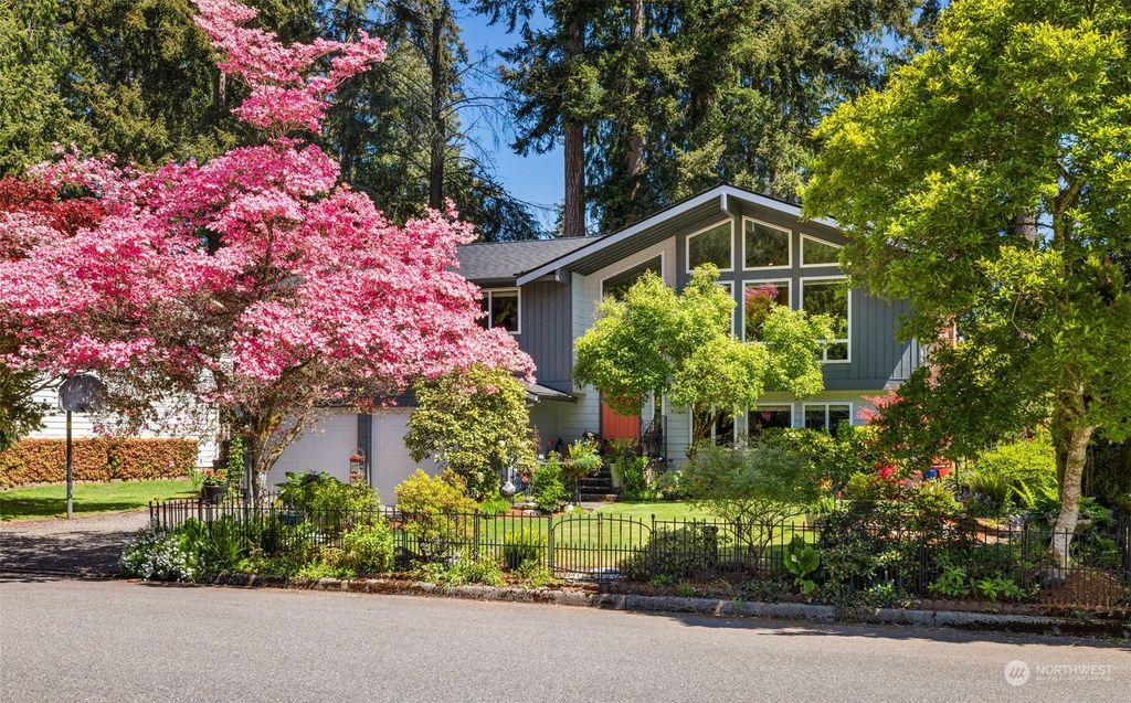 Photo of 16619 23rd Avenue SE, Bothell, WA 98012 (MLS # 2237963)