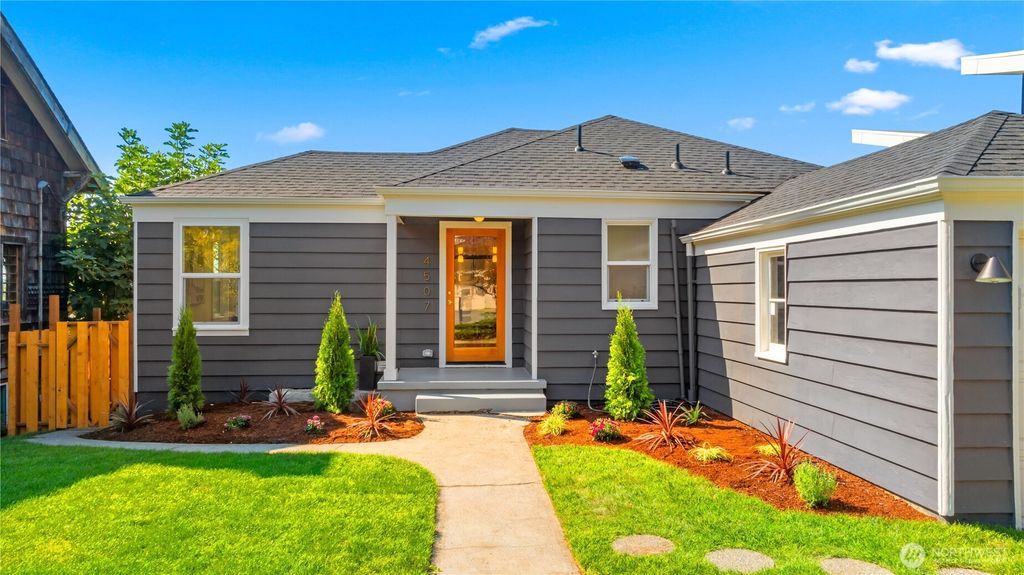Photo of 4507 45th Avenue SW, Seattle, WA 98116 (MLS # 2435453)
