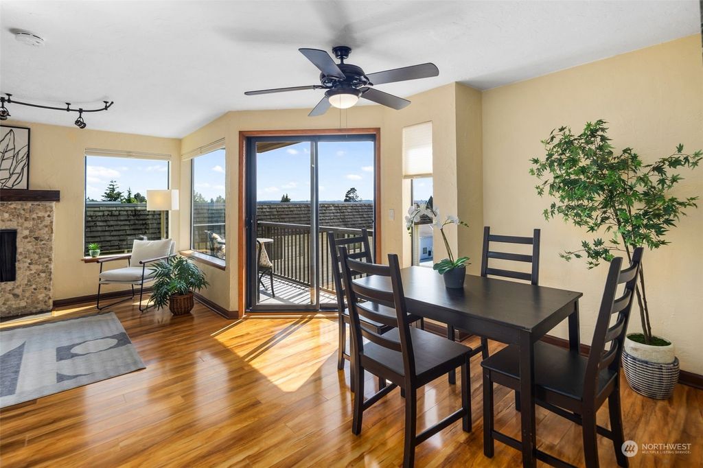 Photo of 5642 California Avenue SW #6, Seattle, WA 98136 (MLS # 2244631)