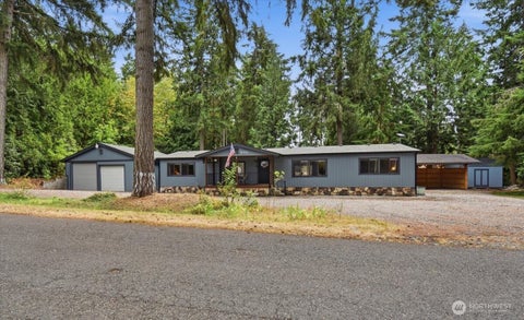 Photo of 21733 183rd Avenue SE, Yelm, WA 98597 (MLS # 2578017)