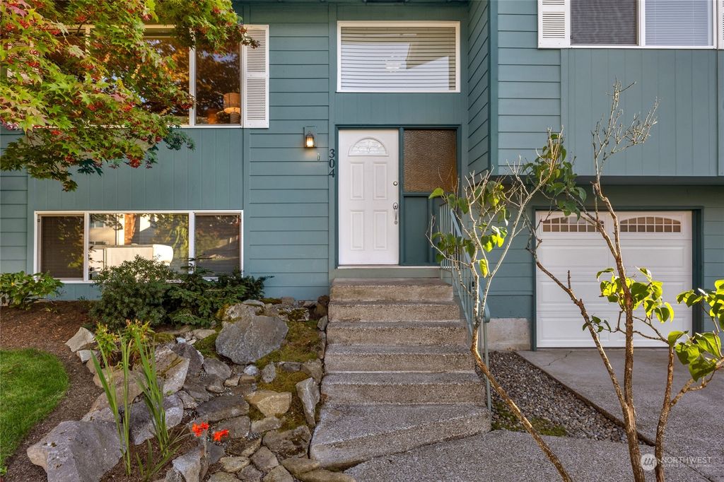 Photo of 304 214th Street SW, Bothell, WA 98021 (MLS # 2294631)