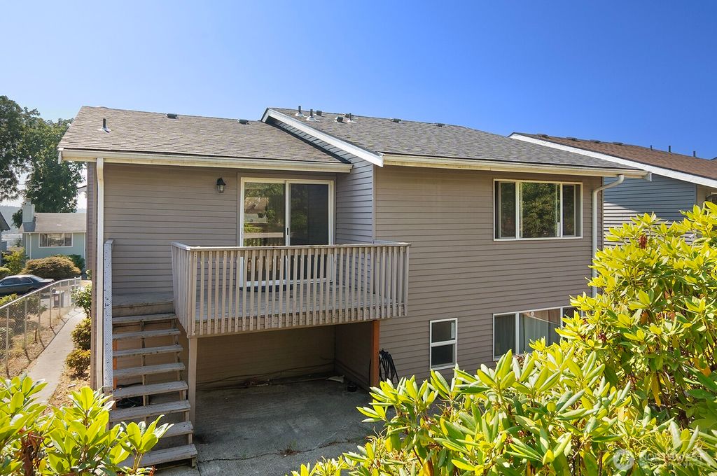 Photo of 6818 Vista Avenue S, Seattle, WA 98108 (MLS # 2432730)