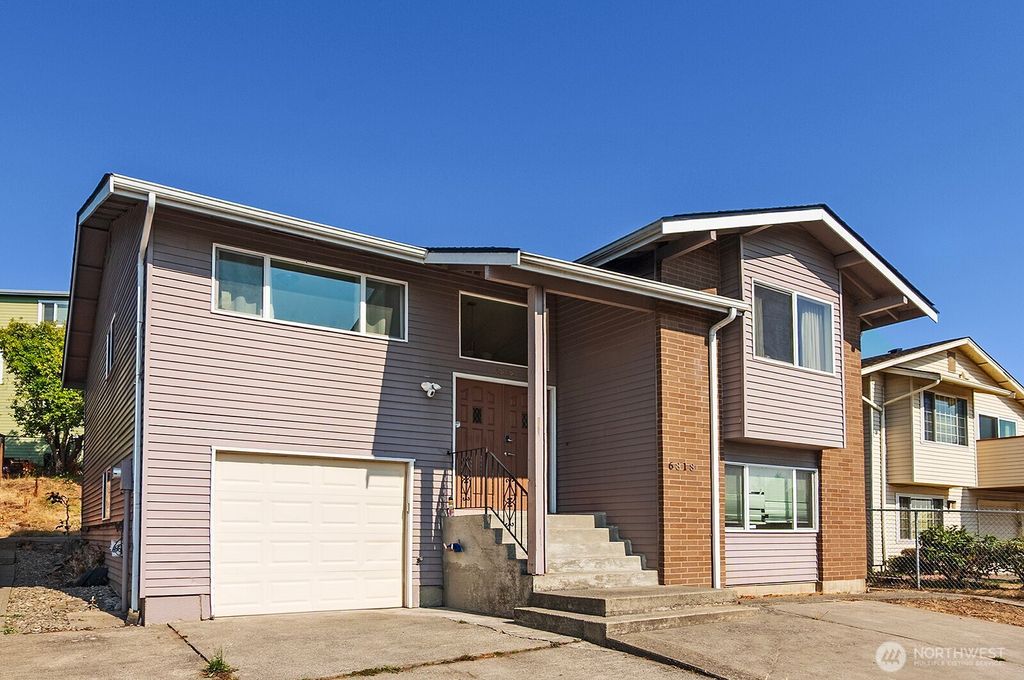 Photo of 6818 Vista Avenue S, Seattle, WA 98108 (MLS # 2432730)