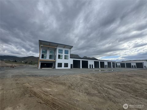 Photo of 73 E Shop Avenue #B5, Chelan, WA 98816 (MLS # 2512738)