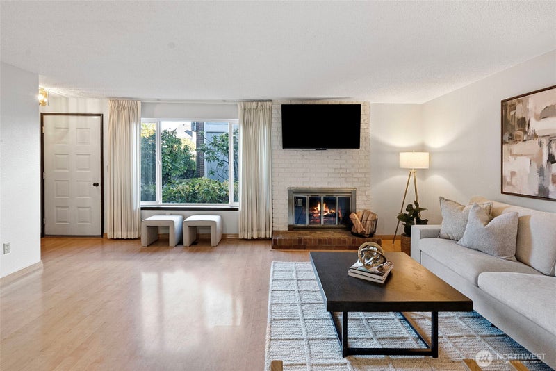 5959 S 12th 135