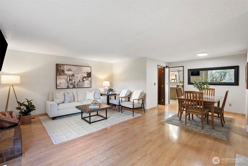 5959 S 12th 135