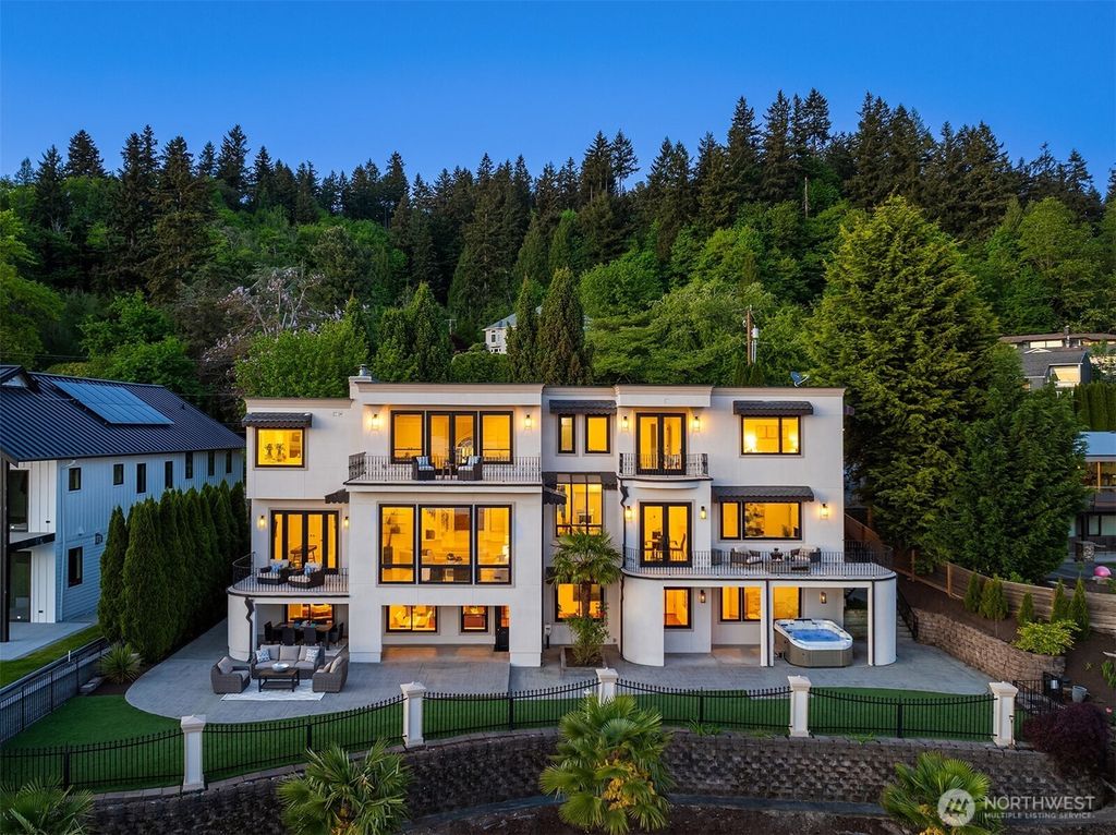 Photo of 3921 202nd Place SE, Sammamish, WA 98075 (MLS # 2523982)