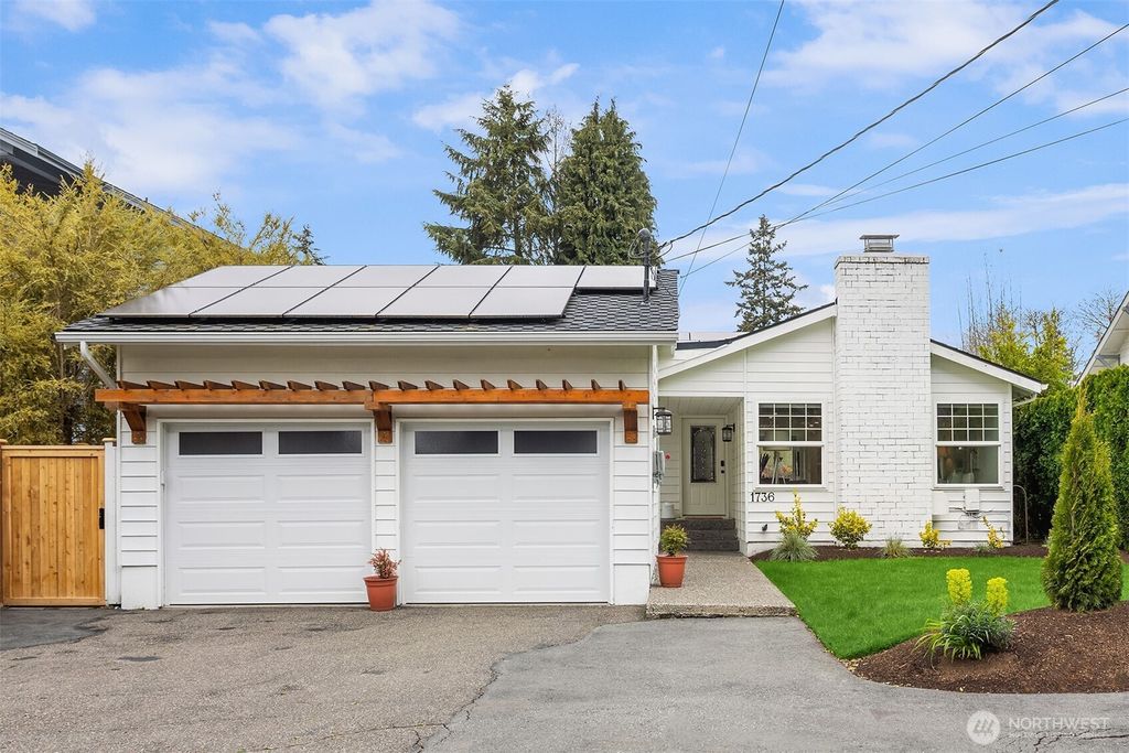 Photo of 1736 NW 192nd Street, Shoreline, WA 98177 (MLS # 2353324)