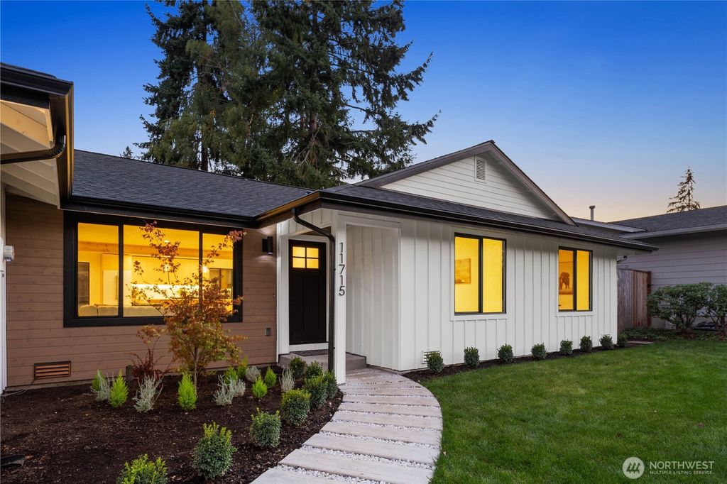 Photo of 11715 SE 64TH Street, Bellevue, WA 98006 (MLS # 2462759)